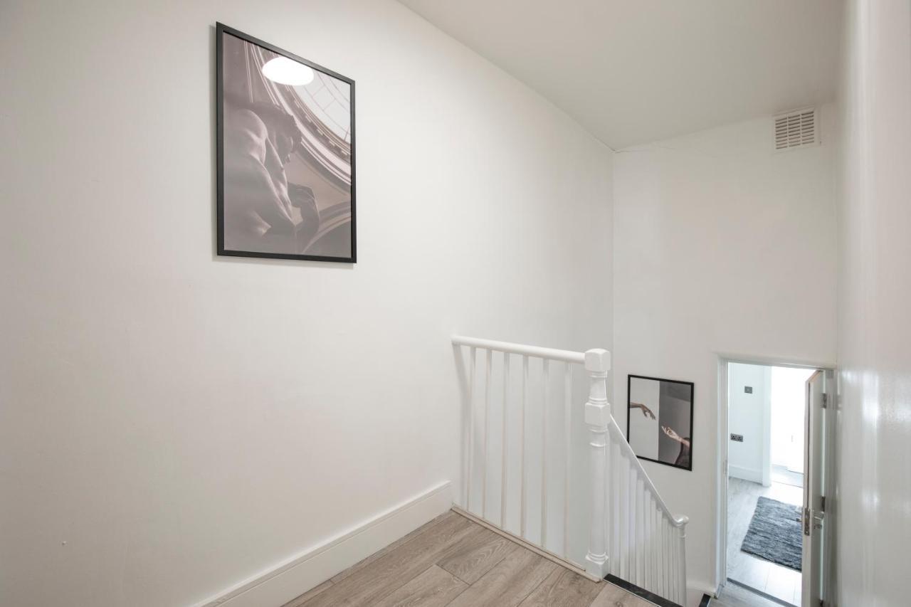 Spacious Serenity In The Heart Of Central London Eksteriør bilde